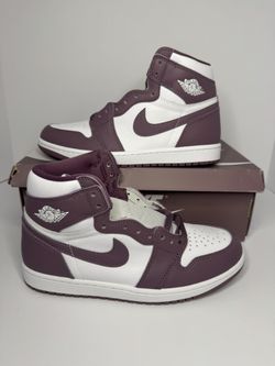 Jordan 1 Retro High OG Mauve Size 8.5 Women’s DS w/ OG Box 💜