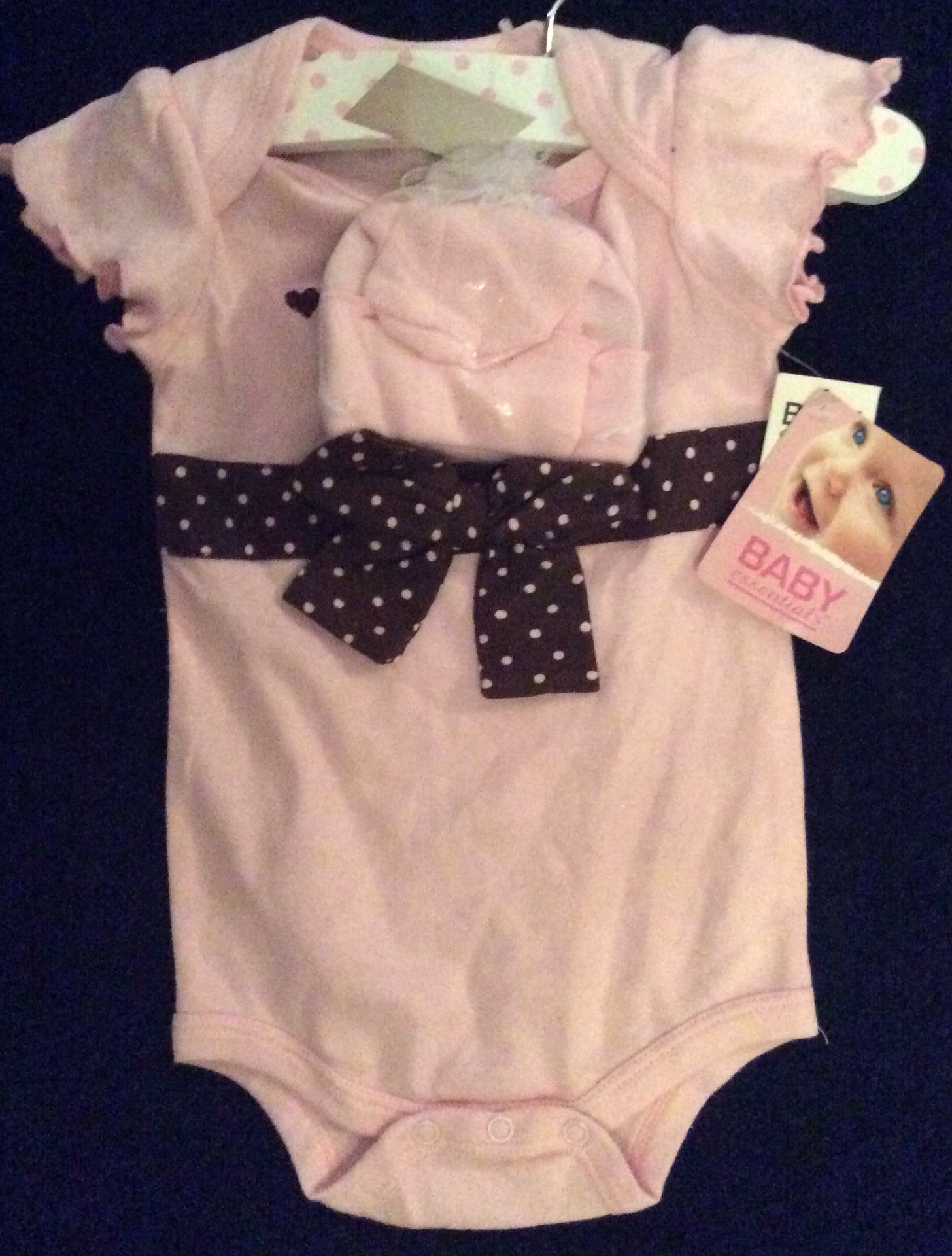 New onesie and hat-size 6 months