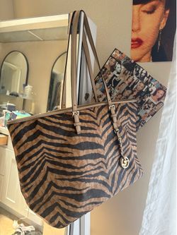 MICHAEL KORS  XXL TRAVEL TOTE