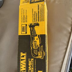 Dewalt Saw NEW