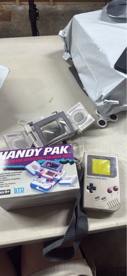 Nintendo Game Boy DMG-01 + Boxed Handy Pak Accessory Bundle
