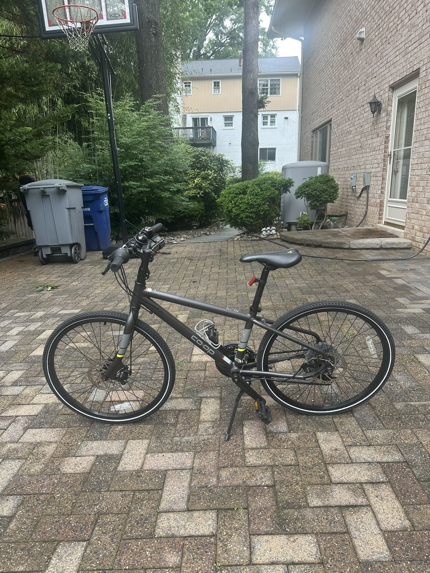 REI COOP BIKE size 20