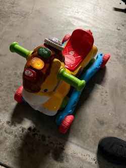 Kids Ride-On Horse Scooter with Sounds