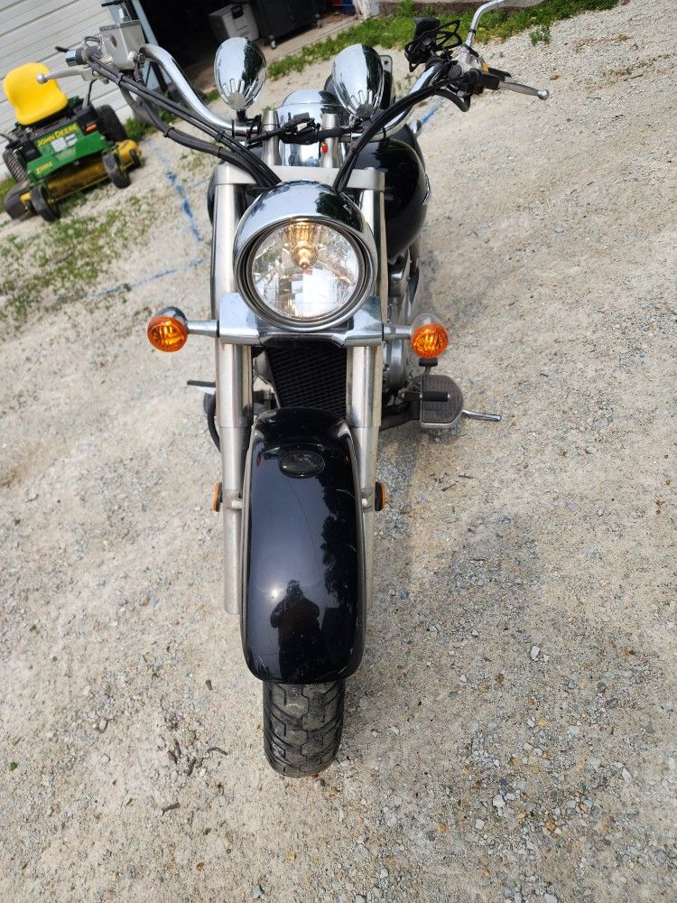 2006 Suzuki Boulevard