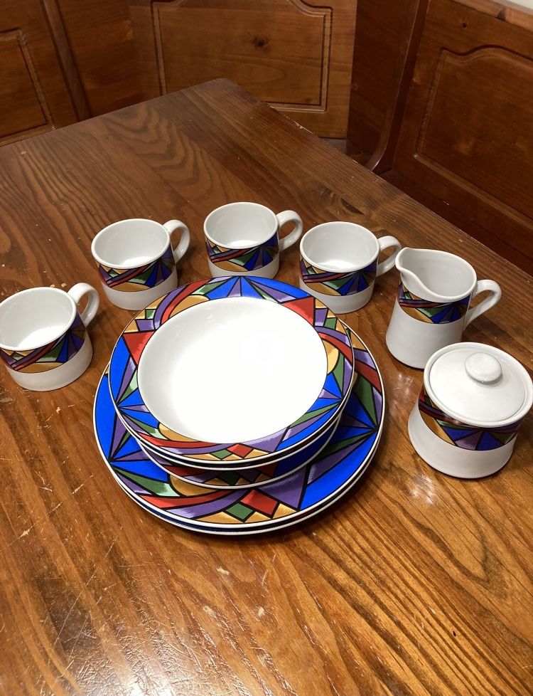11 pc Sakura Sunset Mountain Dinnerware Set