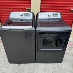 GE washer and dryer set 