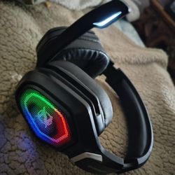 Ozeino Bluetooth Wireless Gaming Headset 