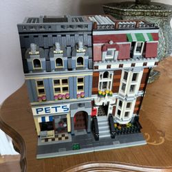 Lego Modular Pet Shop 10218