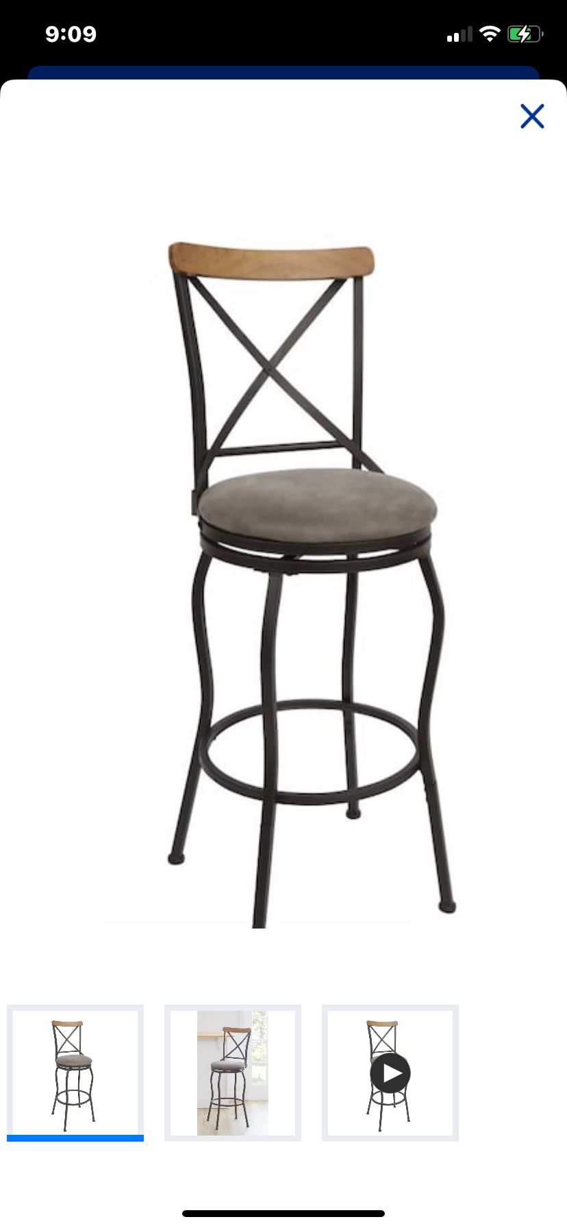 4 Chairs/Stools