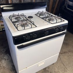 Washer, Dryer & Stove