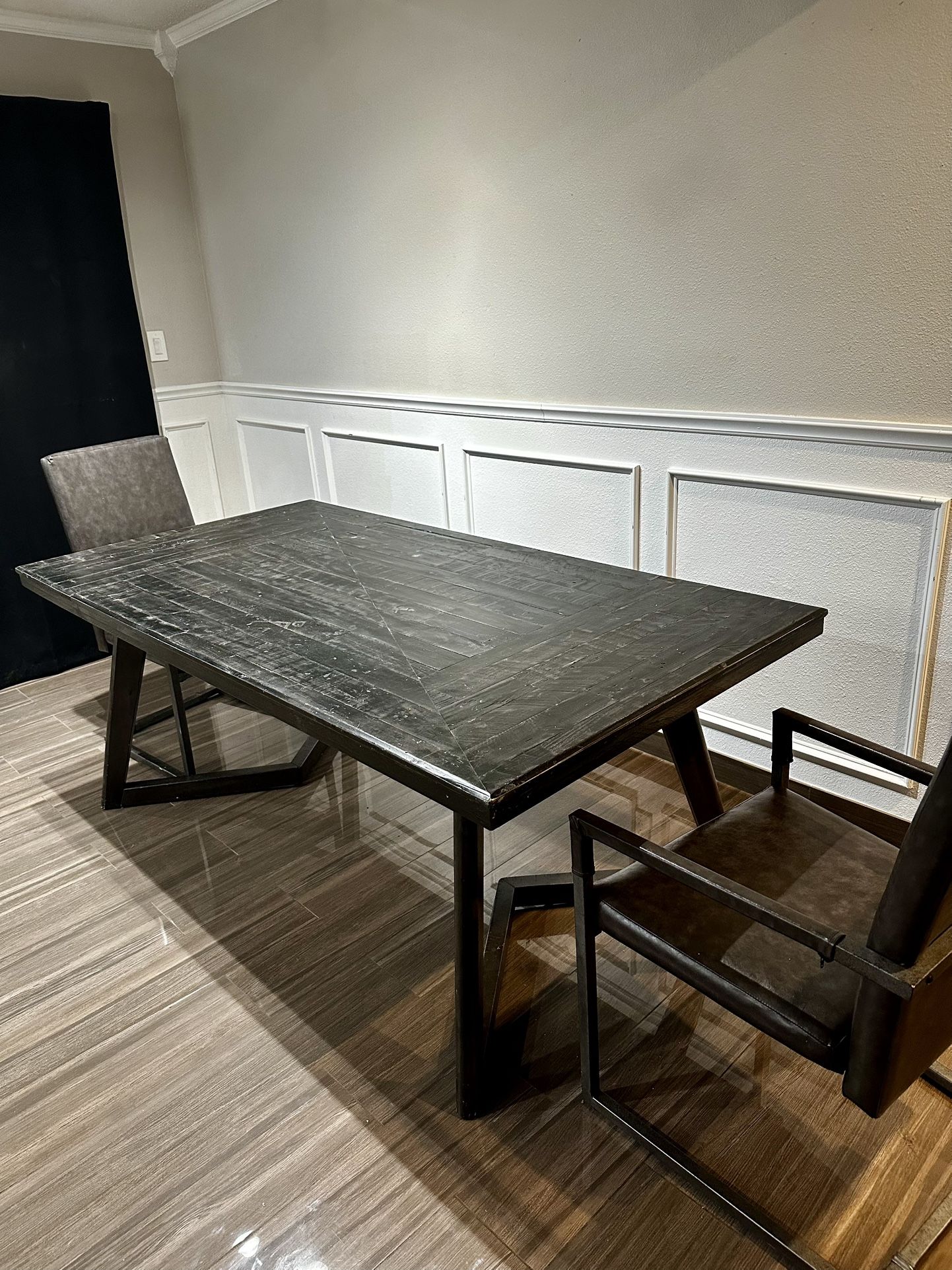 Dining table & chairs.