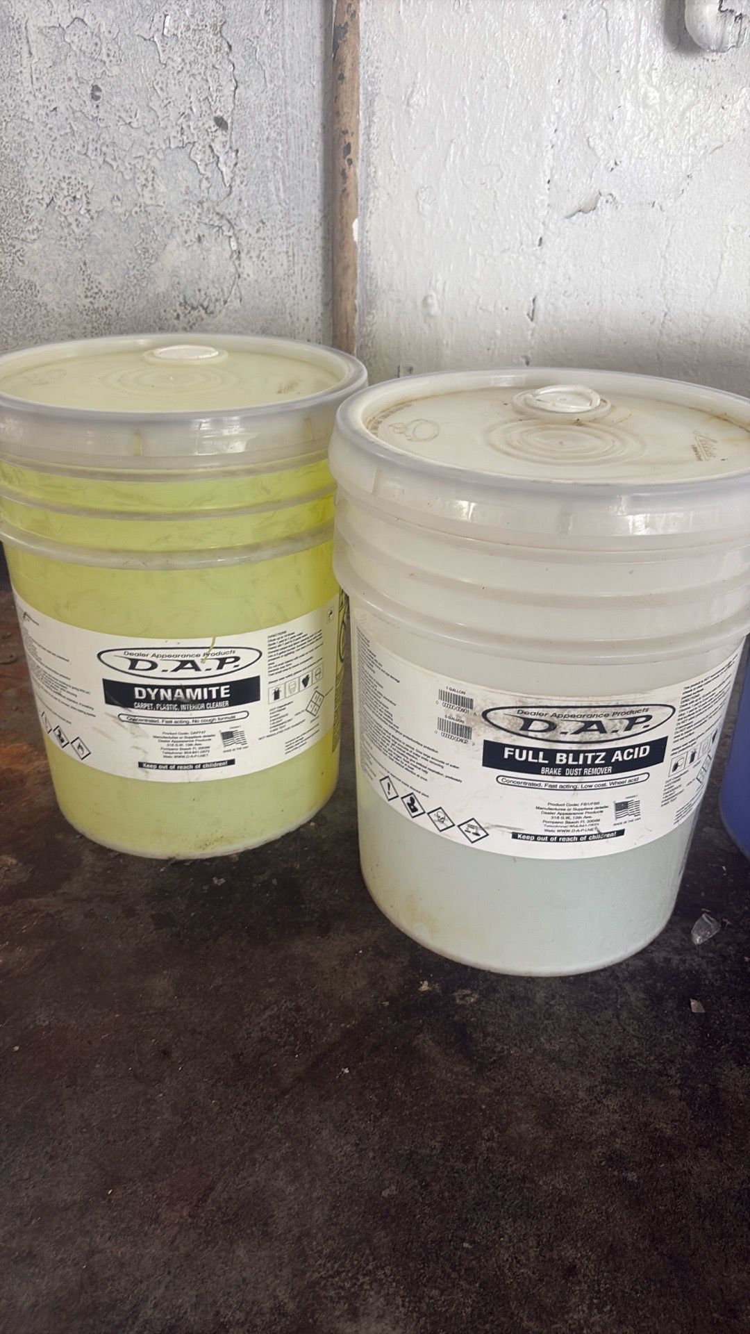 Automotive Detailing Chemicals for Sale – Bulk Lot