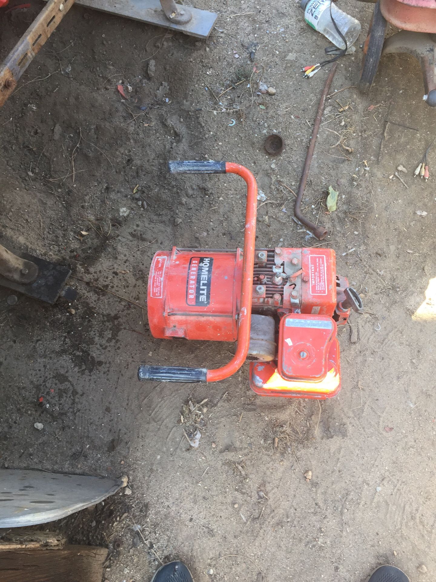 Homelite 1200 generator runs good starts $75.00