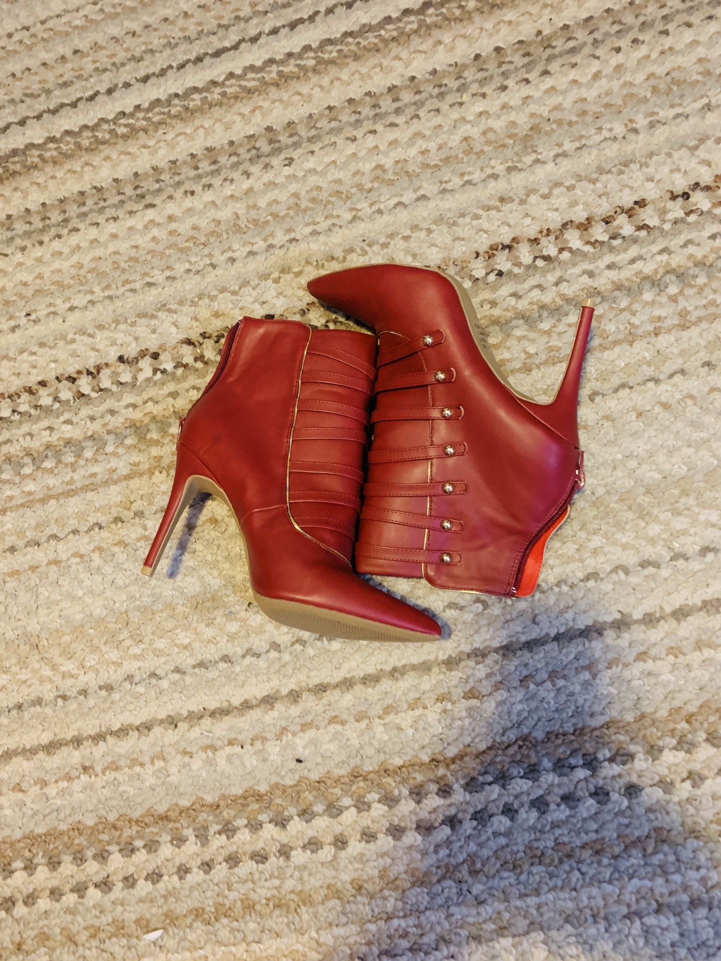 High heels 👠10