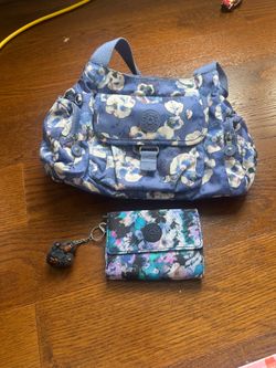 Kipling Felix and wallet