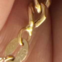 Yellow Gold 18k, 18k yellow gold Curb Chain Link ID Plate Bracelet .5mm wide ,7 inches long,real 18K Yellow Gold, it’s New , Never been used.please pa