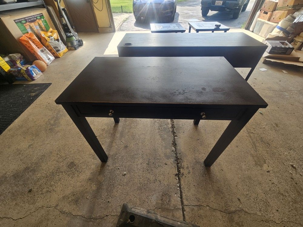 Desk With Keyboard Drawer $20
