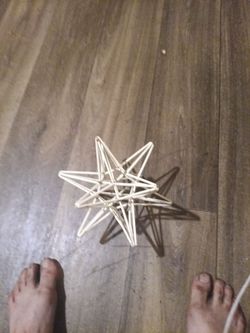 Pointy star decoration