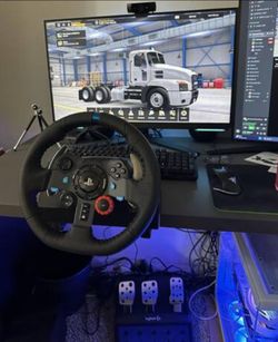 Logitech G29 Racing Wheel & Pedals