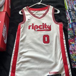 Damian Lillard Jersey Size S
