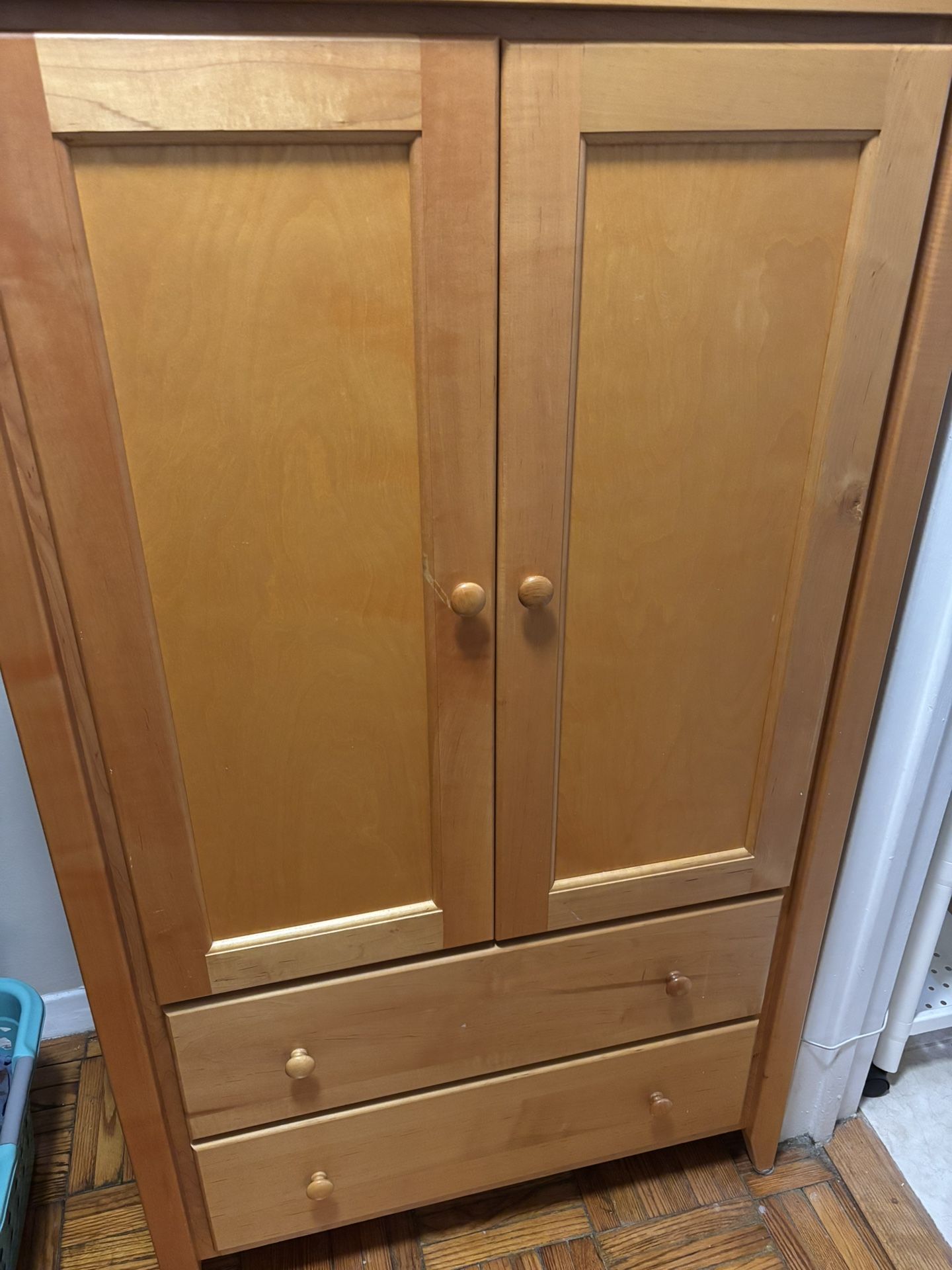 Armoire