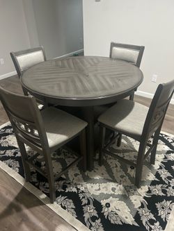 Dinning table