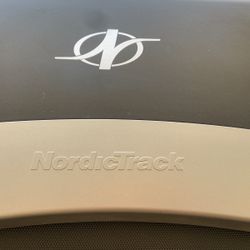 NordicTrac C1650 Treadmill 