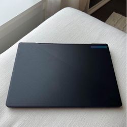 ASUS ROG Zephyrus M16