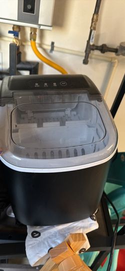 Ice maker