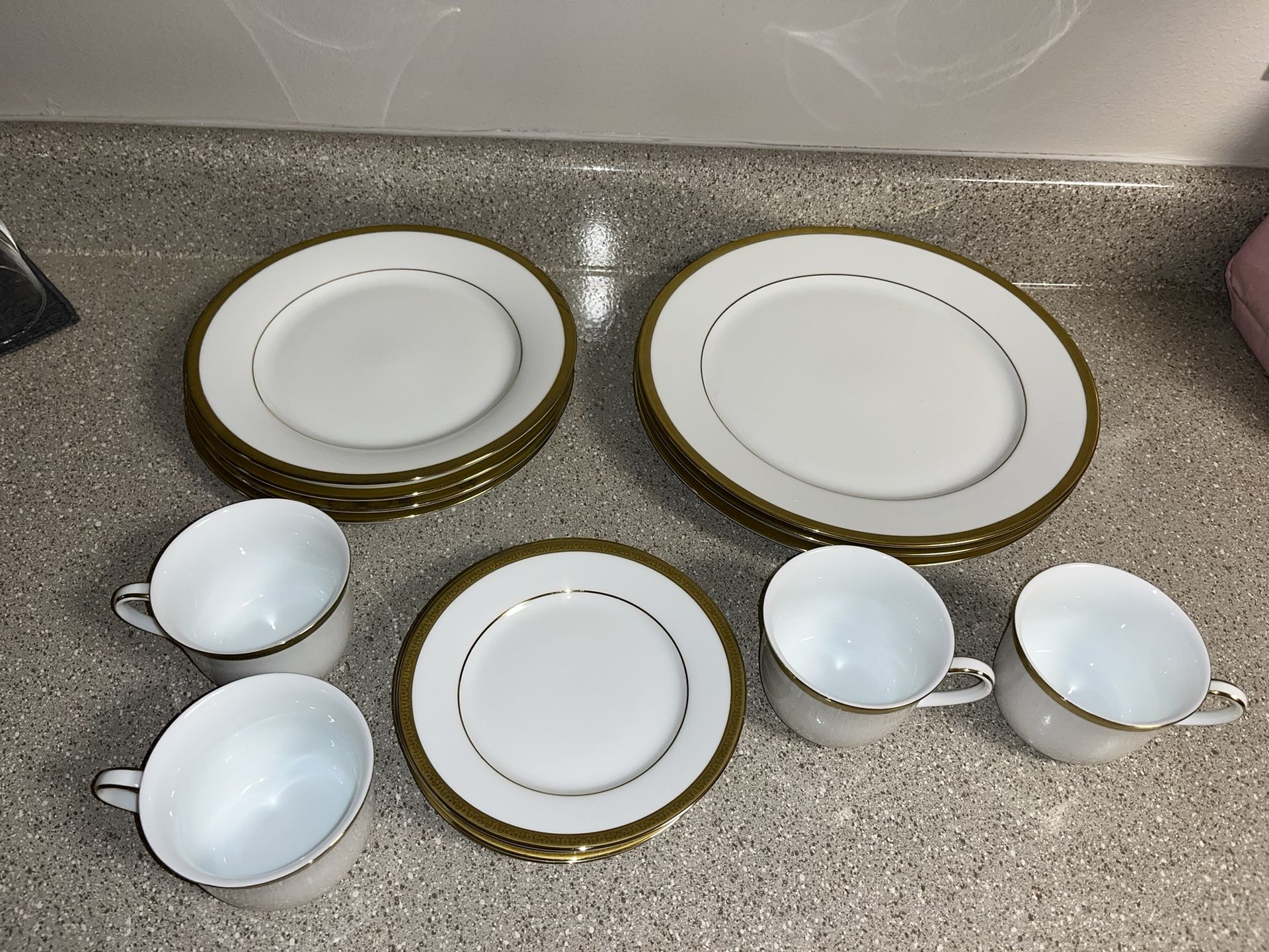 Charter club grand buffet dinnerware set
