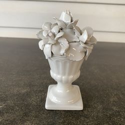 Vintage Ceramic Flower Vase Décor