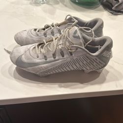 Nike Flywire football cleats