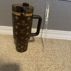 Water Cup Tumbler LV