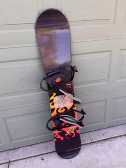 Lamar Inferno 138 Snowboard with Bindings