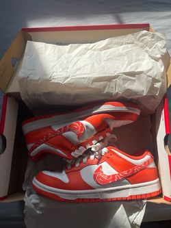 NIKE DUNK LOW Women 8
