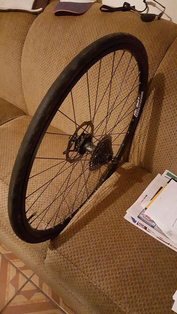 Rim and tires with disc 26 INCHES