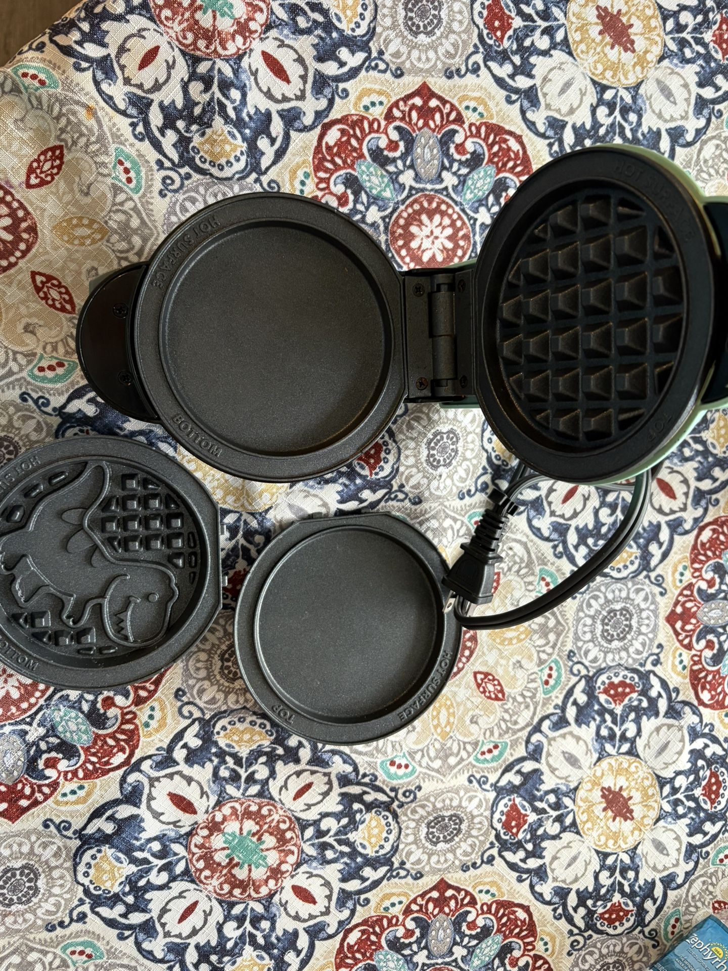 Dash Waffle Maker