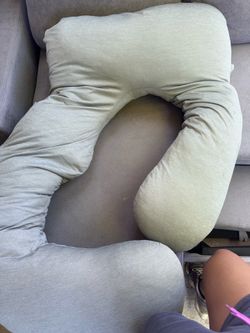 Pregnancy pillow