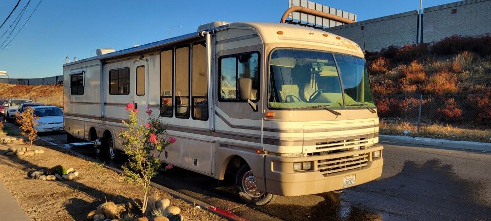 1996 Ford Bounder