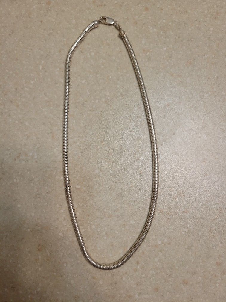 Sterling Silver Necklace.  Weight Is 29.8 Grams 