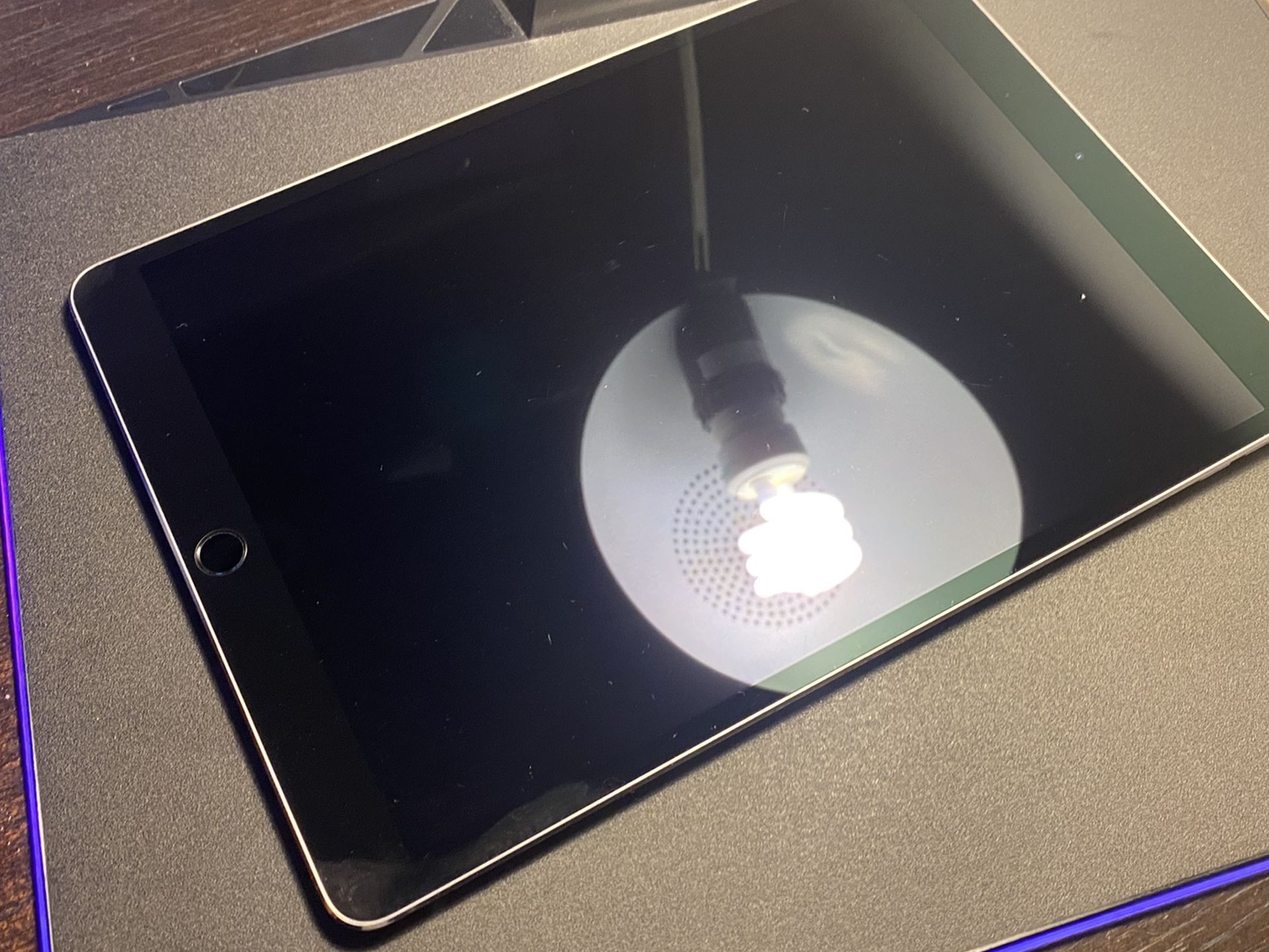 10.5” iPad Pro 64gb Space Gray 2nd Gen