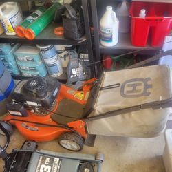 Husqvarna Gas Lawn Mower