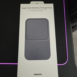 Samsung Super Fast Wireless Charger Duo Brand New