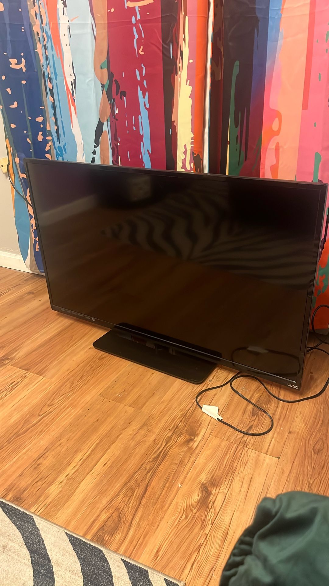 42inch Vizio Smart Tv $80 obo