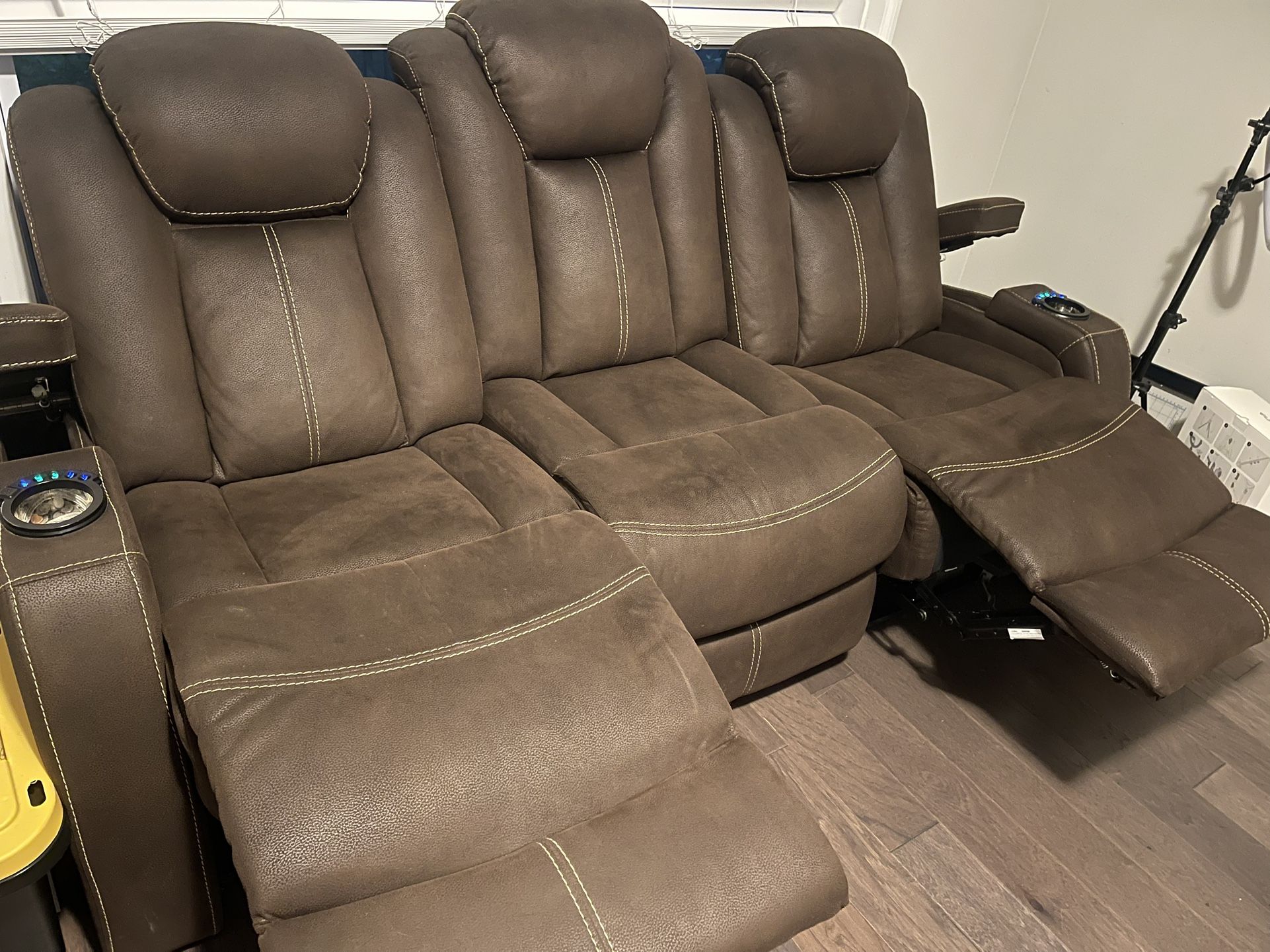 Moving Must Go! Excellent Condition Double Reclining Sofa 