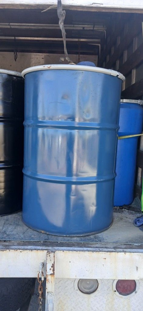 55 Gallon Steel Barrels Drums For Sale $30 Ea Negotiable Prices Compton CA