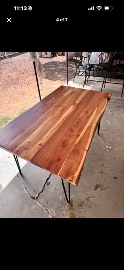 Dining table set