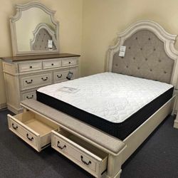 AP🎉Realyn Chipped White Footboard Storage Platform Bedroom Set, 4-Piece (Bed, Dresser, Mirror, and Nightstand) Financing & Delivery Available 
