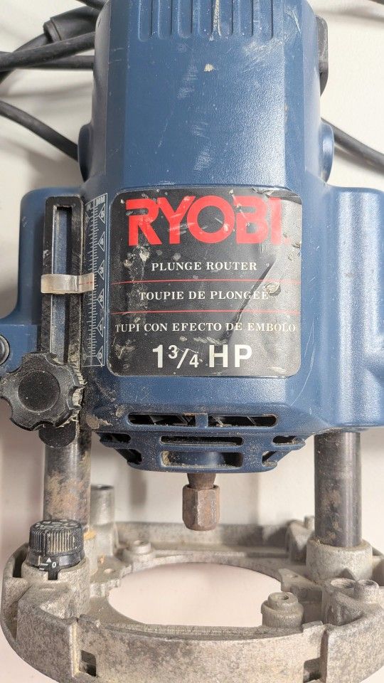 Ryobi Plunge Router 