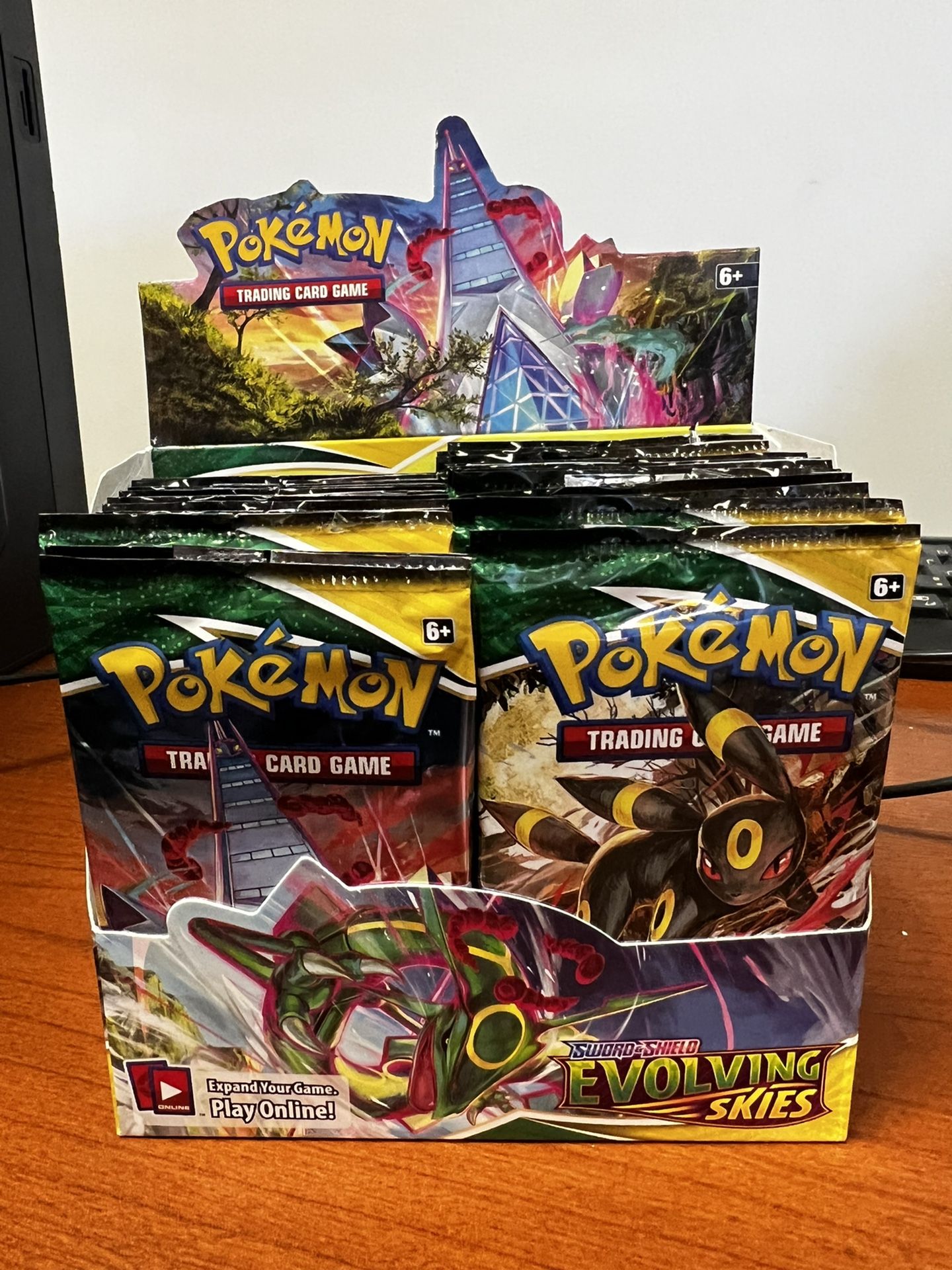 Pokemon TCG Playing Cards Evolving Skies Booster Box 35 Count (Please Read)